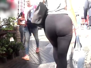hidden cam latina PAWG Candid girl in black leggins big ass
